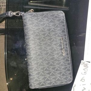 Michael Kors wristlet